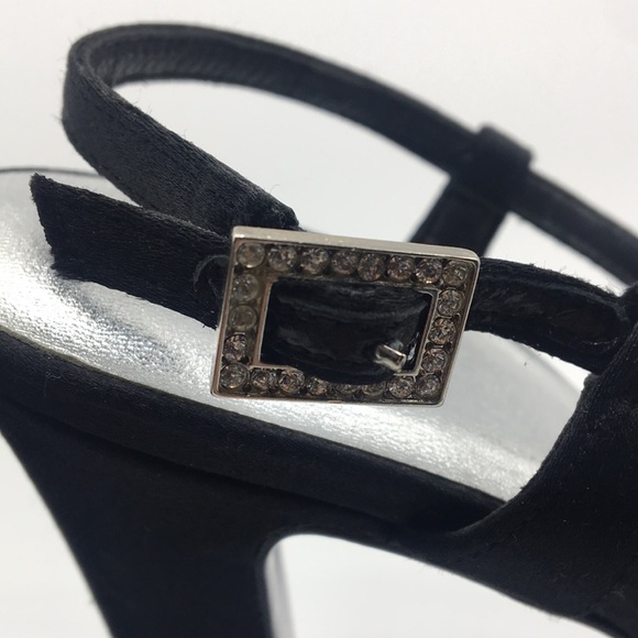 Stuart Weitzman black heels with crystal buckle size 6 medium - Picture 3 of 12